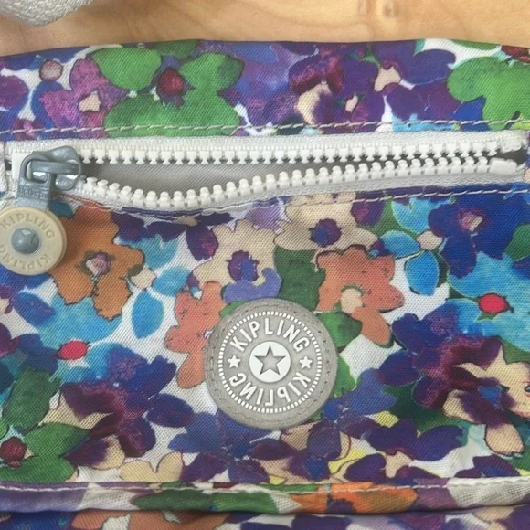 Kipling Glowing Riverside floral print crossbody small purse bag belt bag - Picture 2 of 8